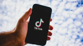 Tik tok